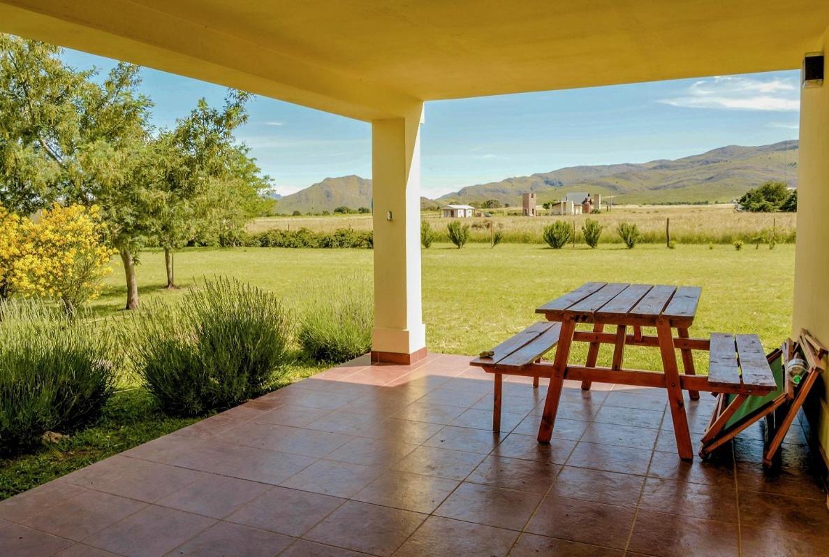 Villa Cabanas De Las Pinturas à Sierra de la Ventana Extérieur photo